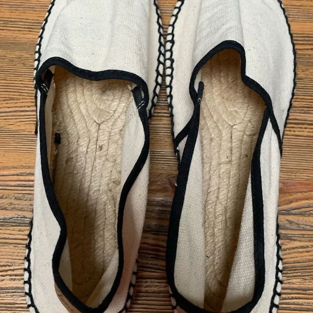 NWOT Toni Pons Cream and Black Espadrilles with Woven Fabric and Rope Soles
